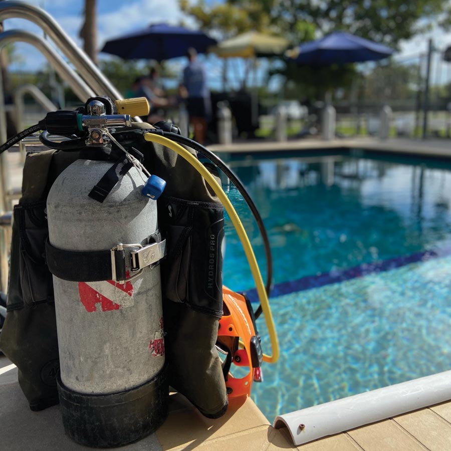 Diver's Paradise Professional Institute — Key Biscayne, Florida